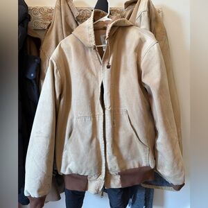 Vintage men’s Carhartt jacket